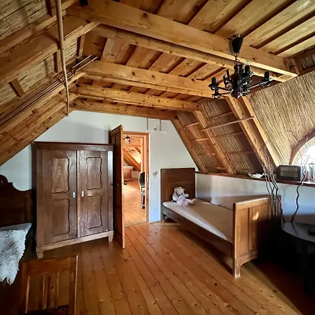 Rustic Retreat בית נופש *