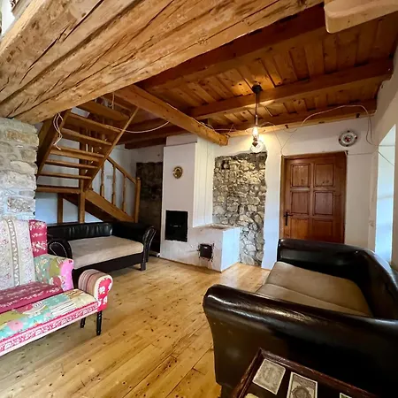 Rustic Retreat Tatil Evi *