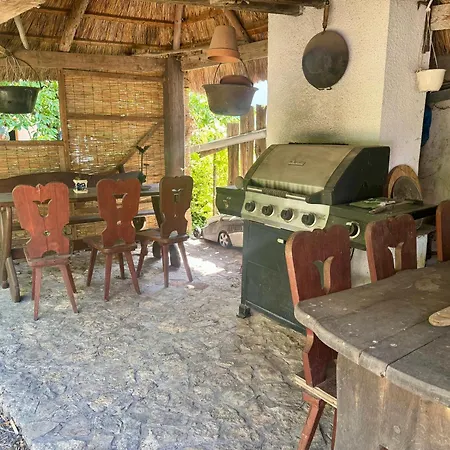 Tatil Evi Rustic Retreat *
