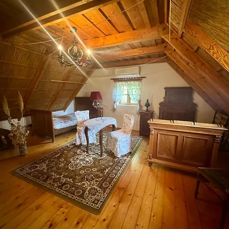 Rustic Retreat Balatonfüred